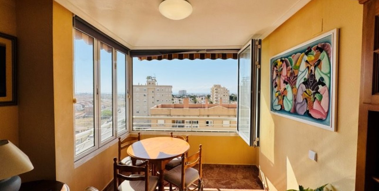 Reventa - Apartamento / piso -
Torrevieja - Aguas nuevas 1
