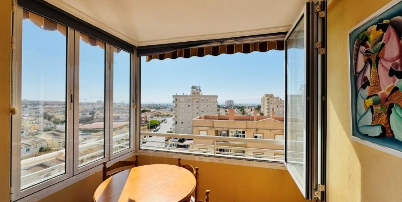 Reventa - Apartamento / piso -
Torrevieja - Aguas nuevas 1