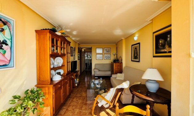 Reventa - Apartamento / piso -
Torrevieja - Aguas nuevas 1