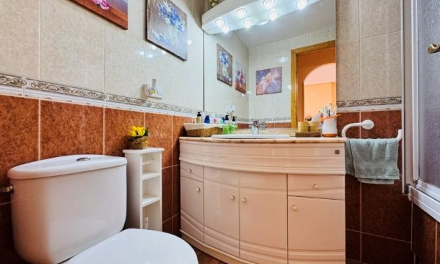 Reventa - Apartamento / piso -
Torrevieja - Aguas nuevas 1