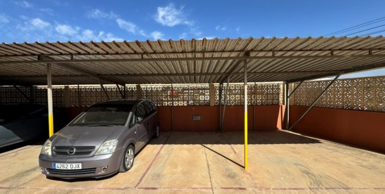 Reventa - Apartamento / piso -
Torrevieja - Aguas nuevas 1