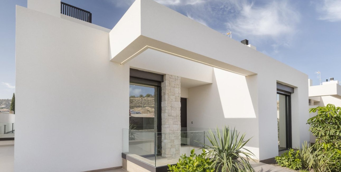 Obra nueva - Villa -
Algorfa - La Finca Golf