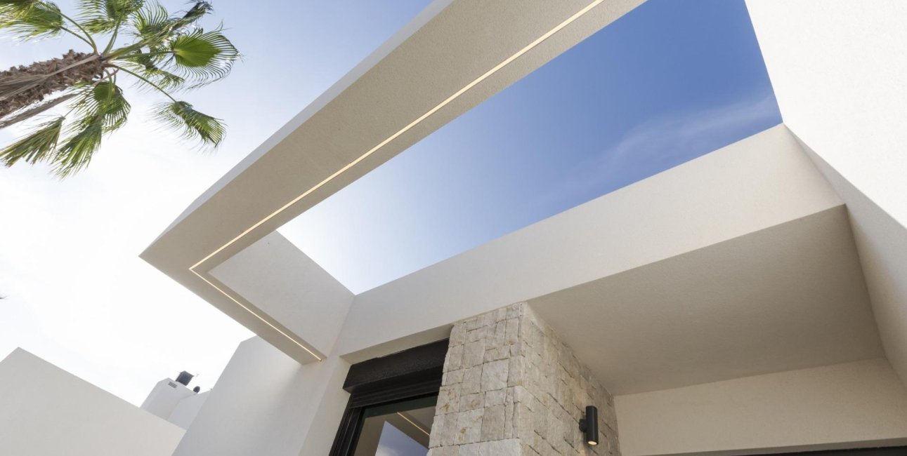 Obra nueva - Villa -
Algorfa - La Finca Golf