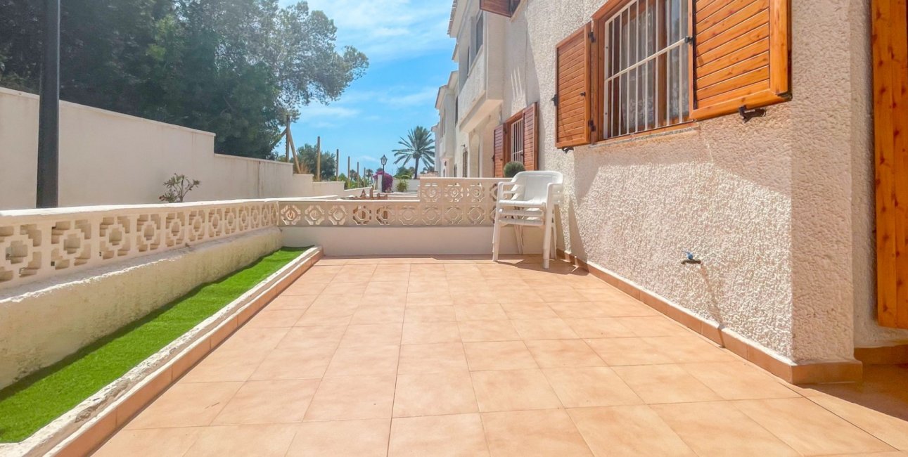 Resale - Townhouse -
Orihuela Costa - Playa Flamenca