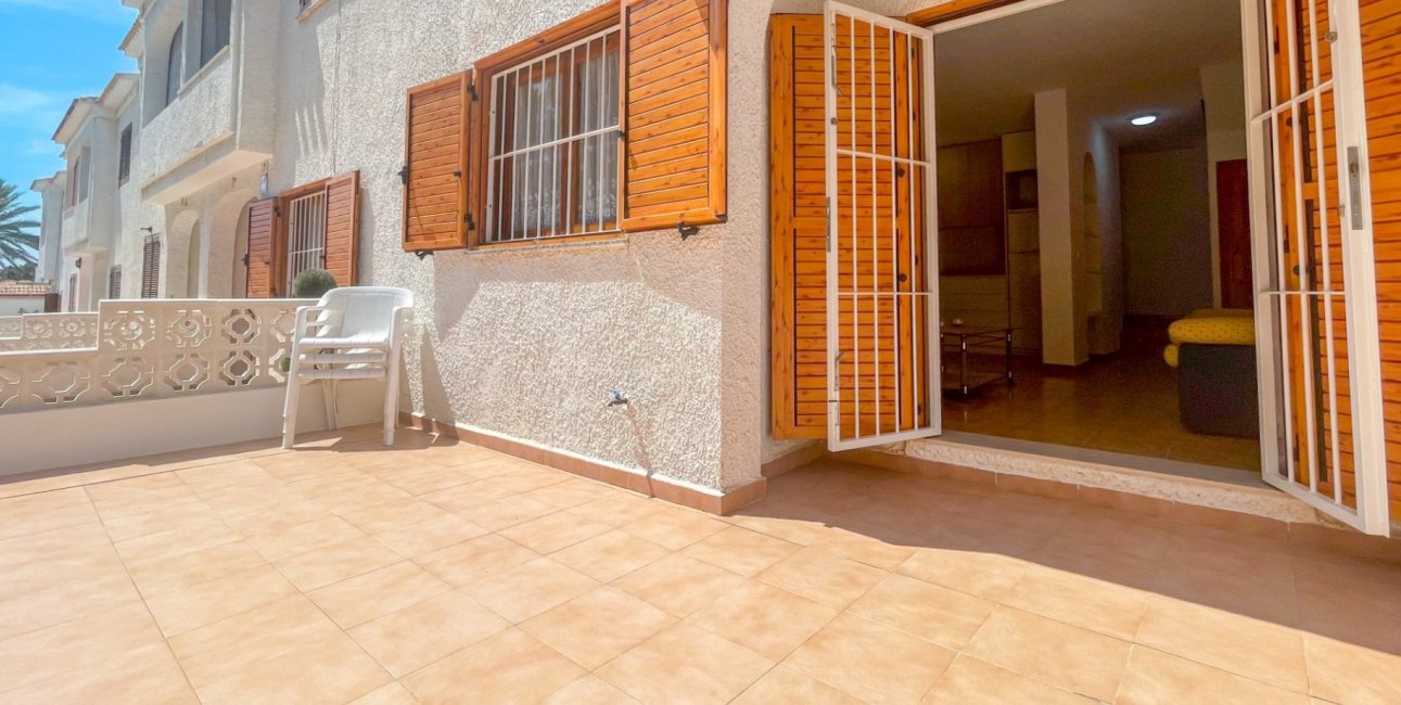 Resale - Townhouse -
Orihuela Costa - Playa Flamenca