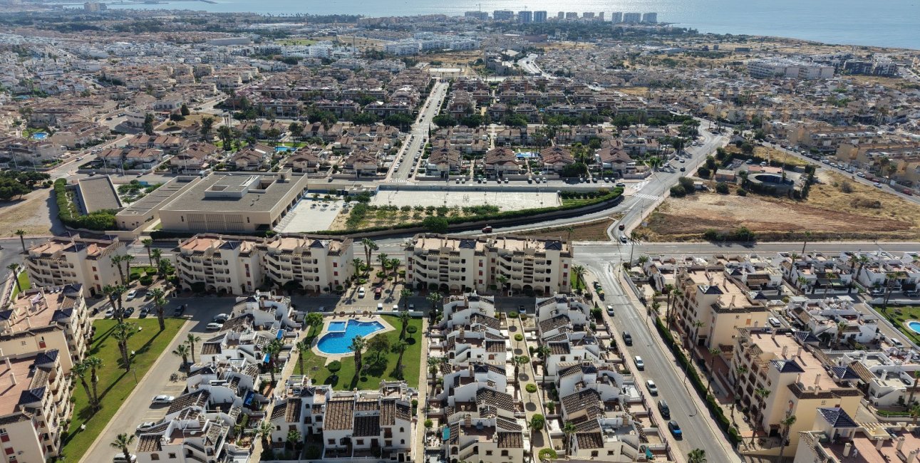Reventa - Apartamento / piso -
Orihuela Costa - Playa Flamenca
