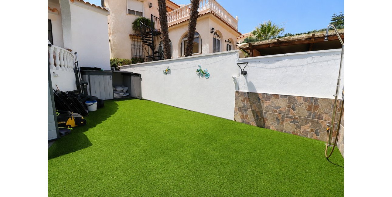 Resale - Villa -
Orihuela Costa - Villamartin