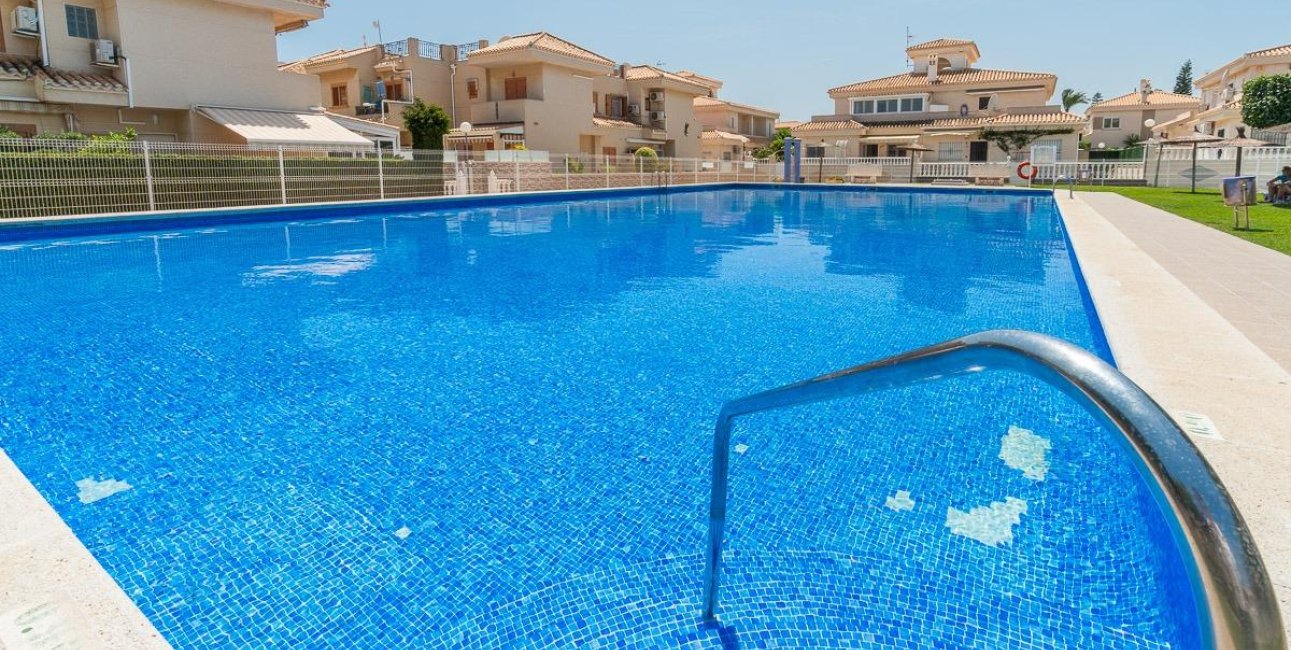 Resale - Townhouse -
Orihuela Costa - Playa Flamenca