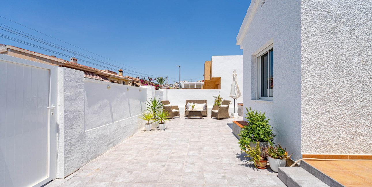 Resale - Bungalow -
Ciudad Quesada - Altos de Quesada