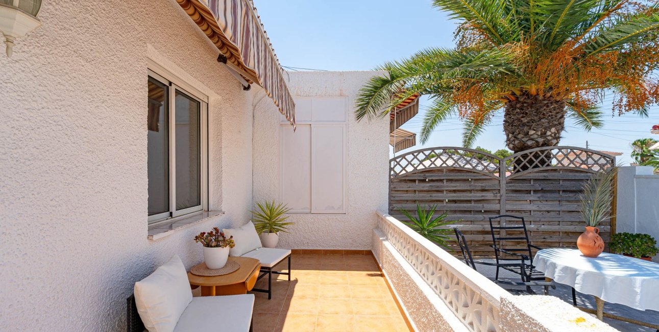 Resale - Bungalow -
Ciudad Quesada - Altos de Quesada