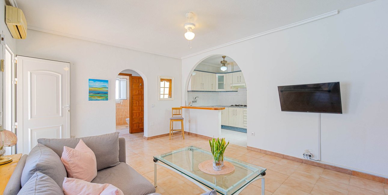 Resale - Bungalow -
Ciudad Quesada - Altos de Quesada