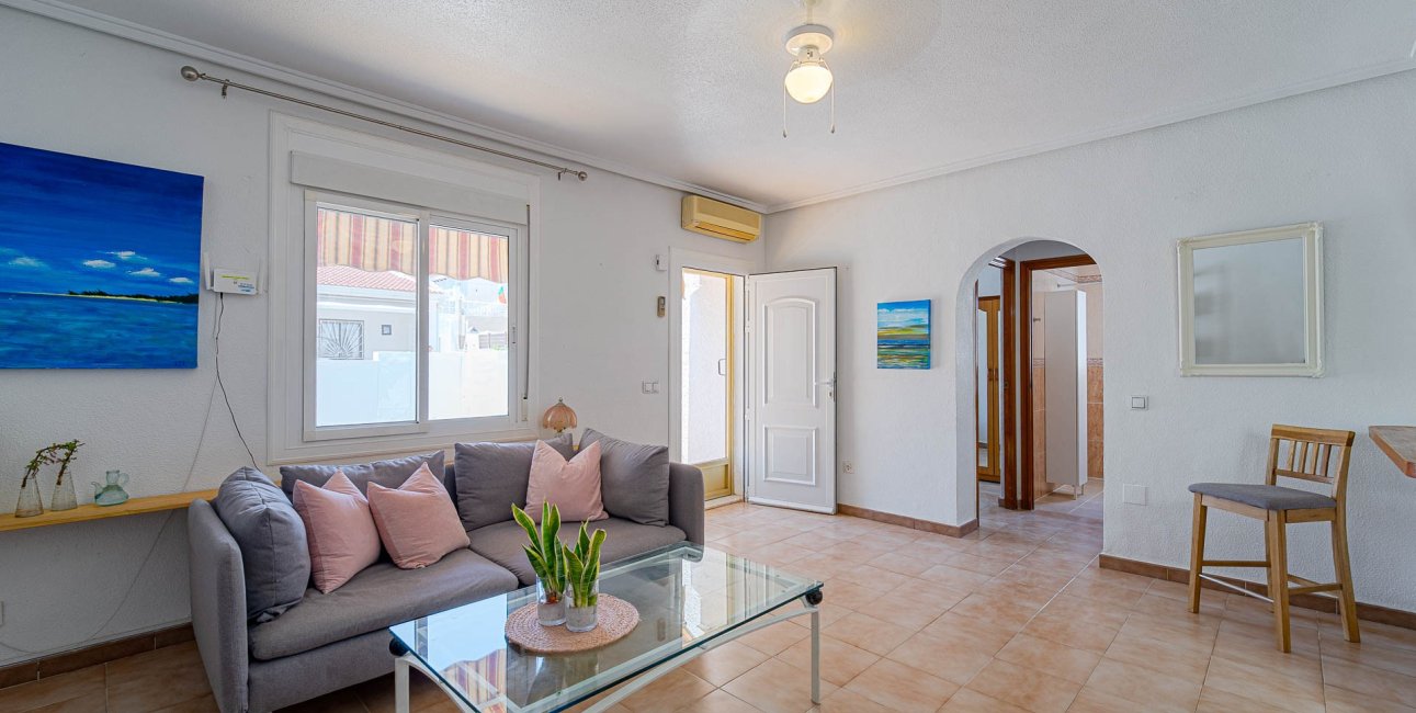 Resale - Bungalow -
Ciudad Quesada - Altos de Quesada