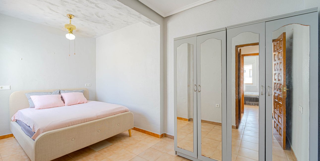 Resale - Bungalow -
Ciudad Quesada - Altos de Quesada