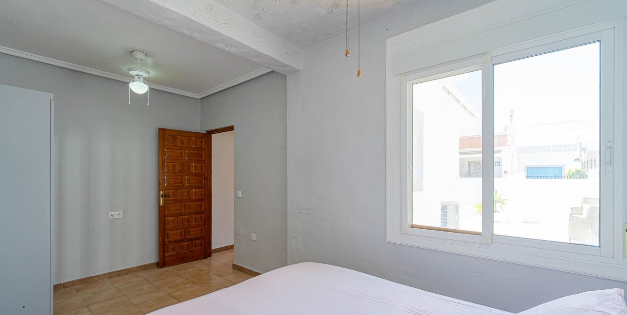 Resale - Bungalow -
Ciudad Quesada - Altos de Quesada