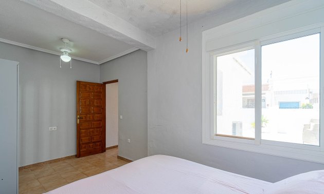 Resale - Bungalow -
Ciudad Quesada - Altos de Quesada