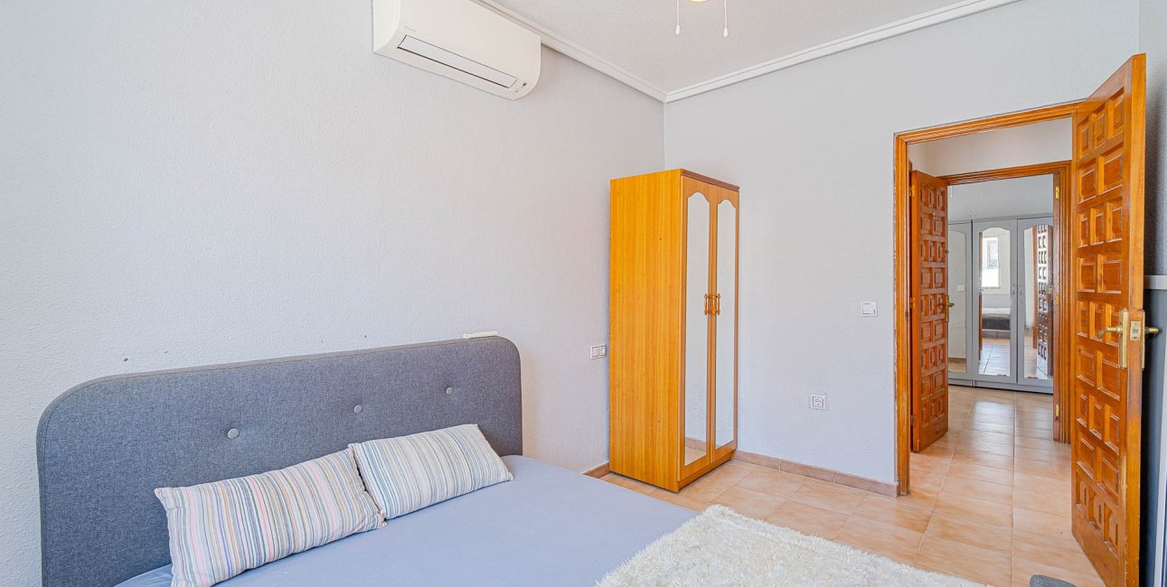 Resale - Bungalow -
Ciudad Quesada - Altos de Quesada