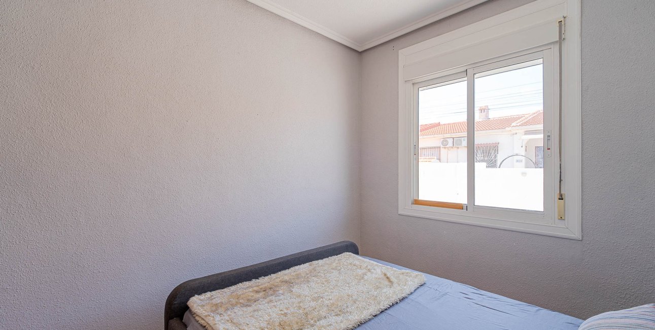 Resale - Bungalow -
Ciudad Quesada - Altos de Quesada