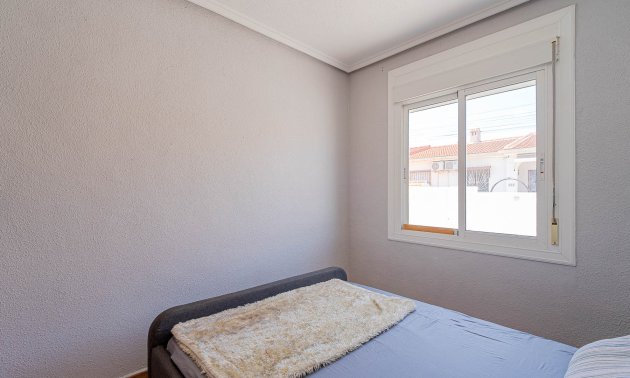 Resale - Bungalow -
Ciudad Quesada - Altos de Quesada