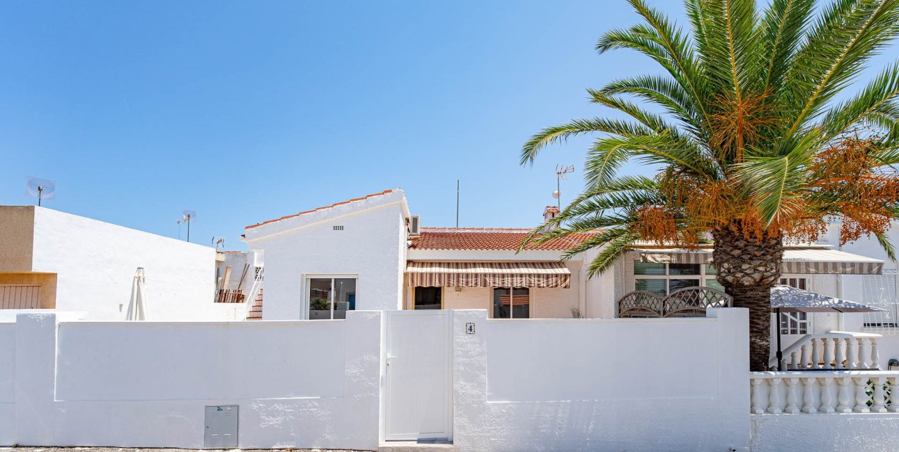 Resale - Bungalow -
Ciudad Quesada - Altos de Quesada