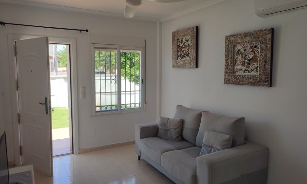Resale - Bungalow -
Sucina - Sucina - Town