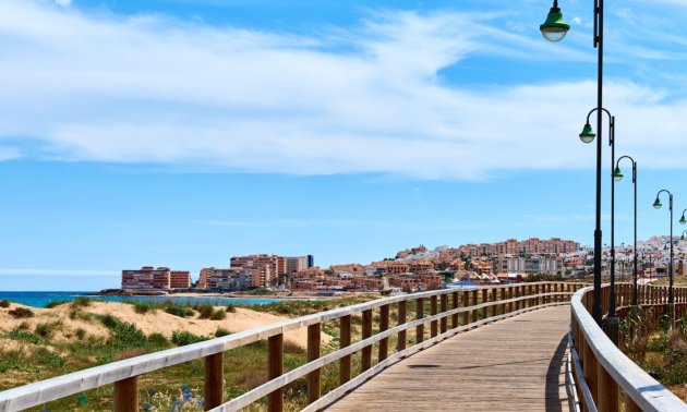 Rynek pierwotny - Willa -
Torrevieja - La Mata