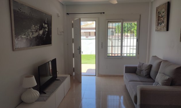 Resale - Bungalow -
Sucina - Sucina - Town