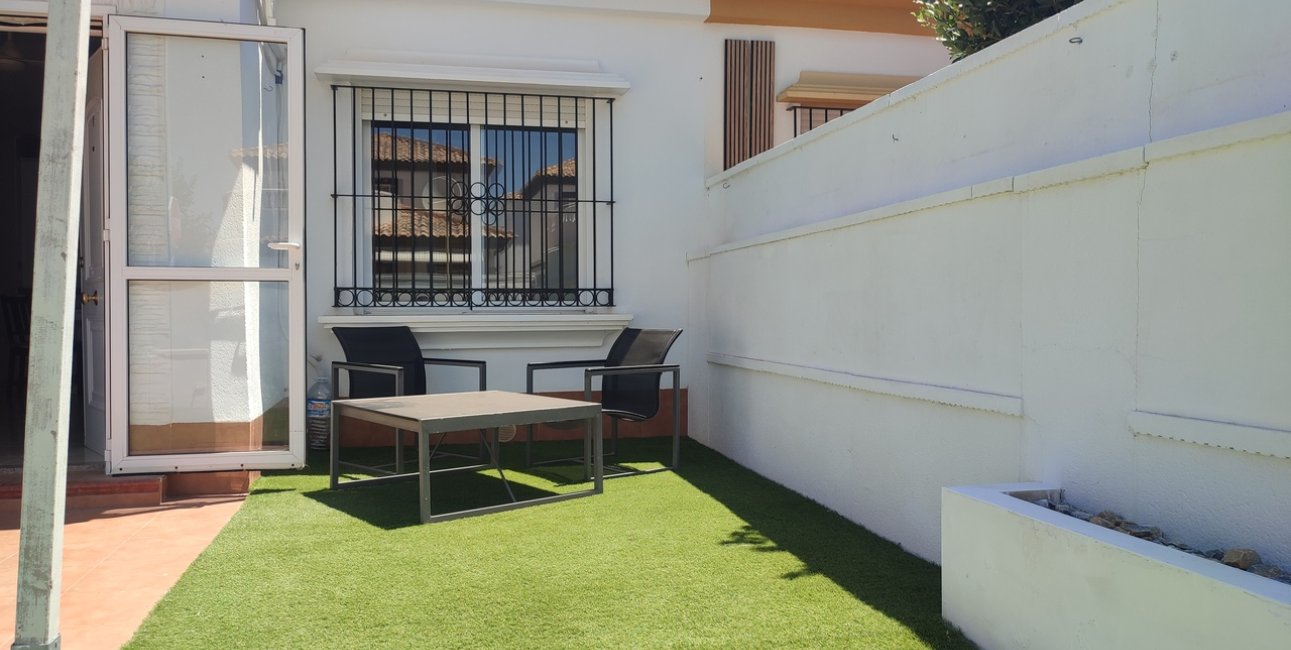 Resale - Bungalow -
Sucina - Sucina - Town
