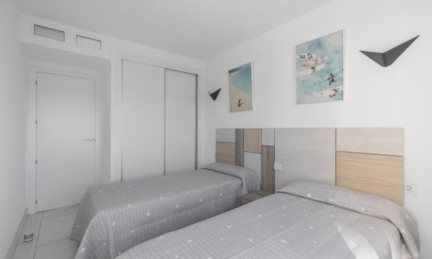 Resale - Apartment / flat -
Torrevieja - Punta prima