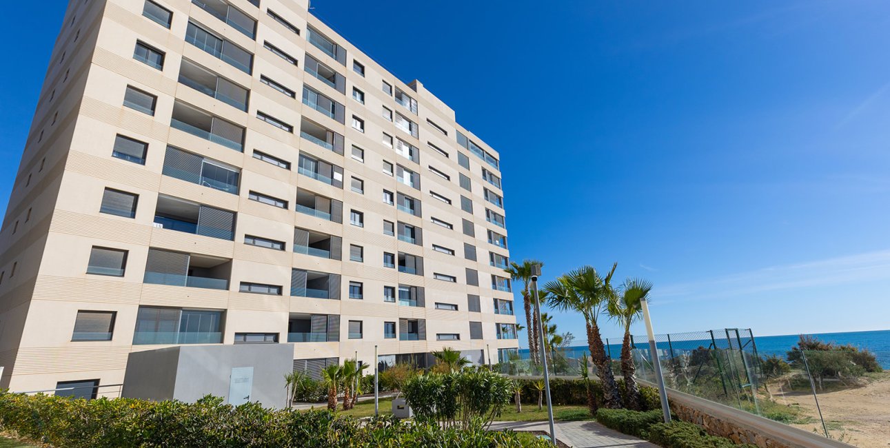Resale - Apartment / flat -
Torrevieja - Punta prima