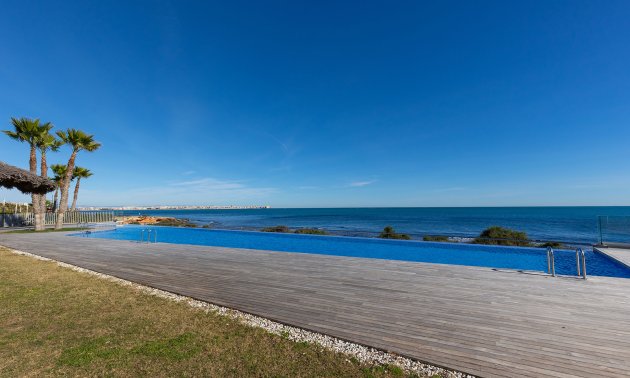 Resale - Apartment / flat -
Torrevieja - Punta prima