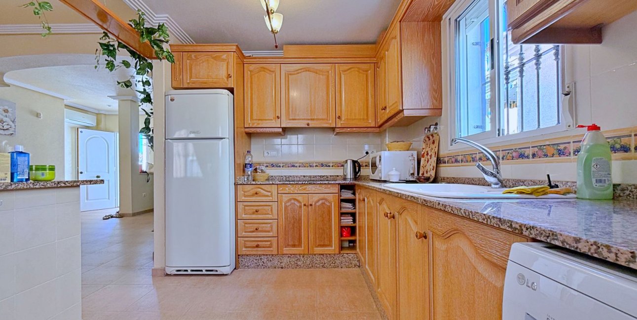 Resale - Villa -
Orihuela - Orihuela Costa