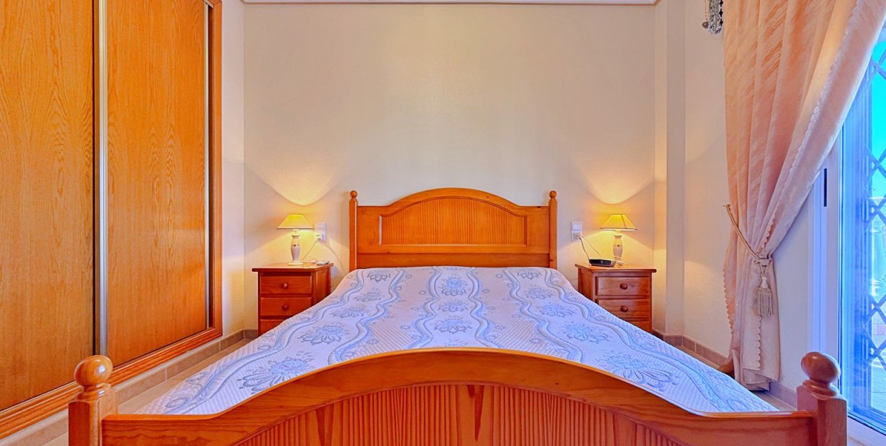 Resale - Villa -
Orihuela - Orihuela Costa