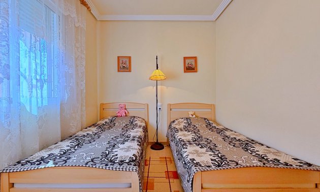 Resale - Villa -
Orihuela - Orihuela Costa
