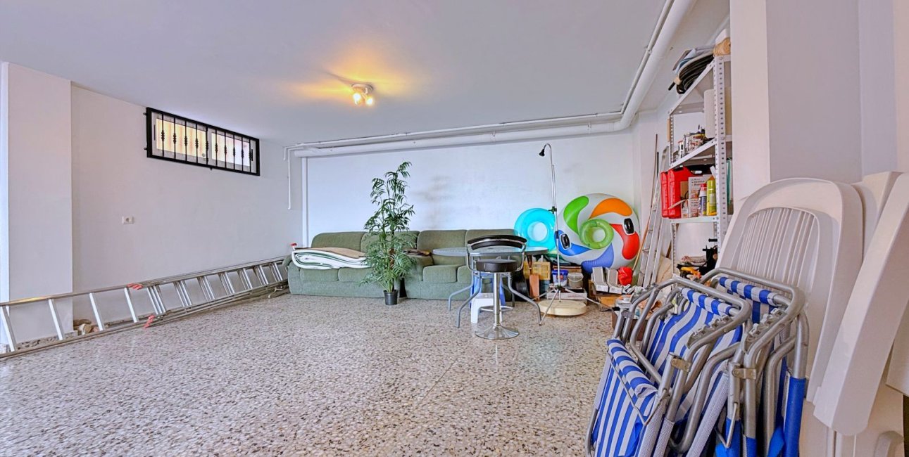 Resale - Villa -
Orihuela - Orihuela Costa