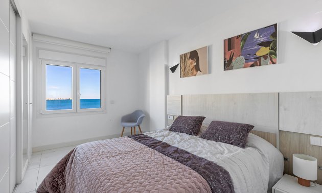 Resale - Apartment / flat -
Orihuela Costa - Punta Prima