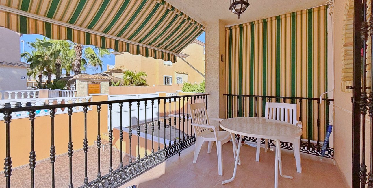 Rynek wtórny - Willa -
Orihuela Costa - Punta Prima