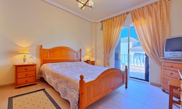 Rynek wtórny - Willa -
Orihuela Costa - Punta Prima