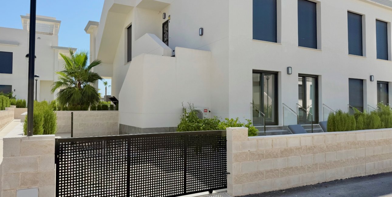 Resale - Apartment / flat -
Ciudad Quesada - La Laguna