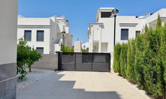 Resale - Apartment / flat -
Ciudad Quesada - La Laguna
