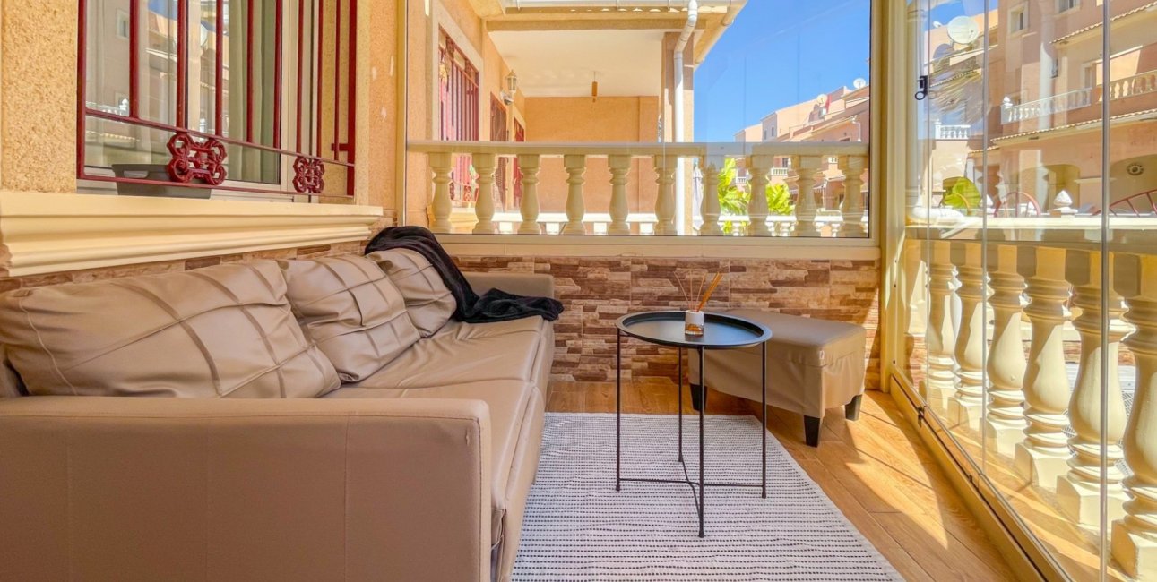 Resale - Townhouse -
Orihuela Costa - Playa Flamenca