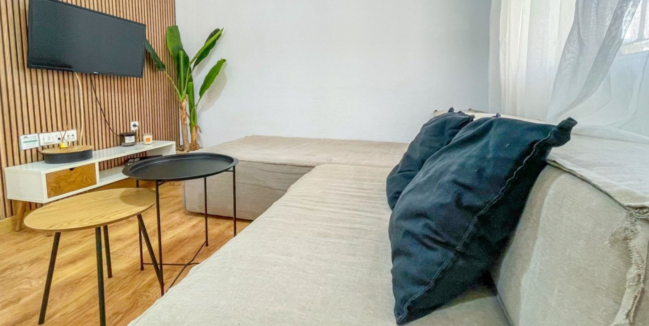 Resale - Townhouse -
Orihuela Costa - Playa Flamenca