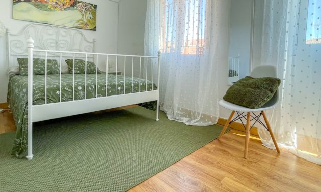 Resale - Townhouse -
Orihuela Costa - Playa Flamenca
