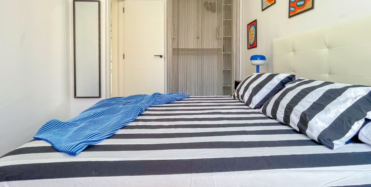 Resale - Townhouse -
Orihuela Costa - Playa Flamenca