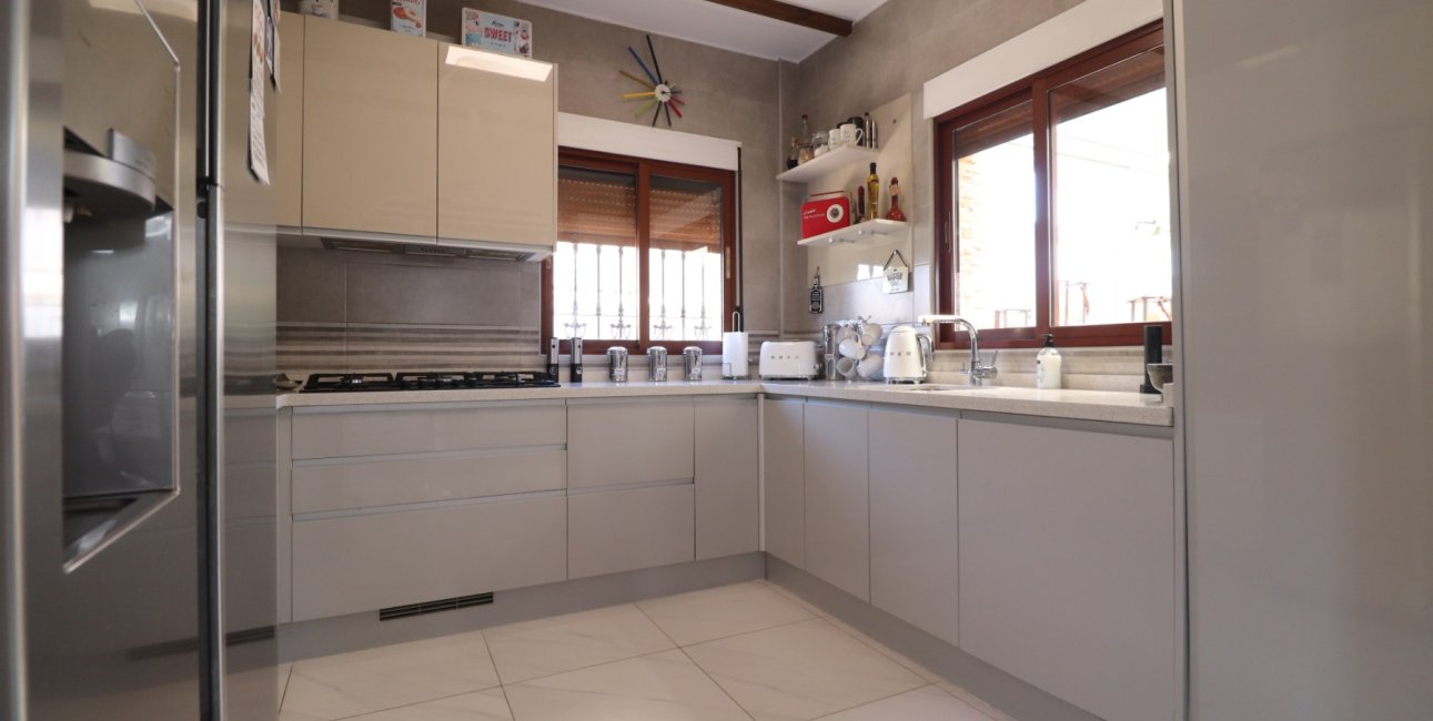 Resale - Villa -
Formentera del Segura - Fincas de La Vega