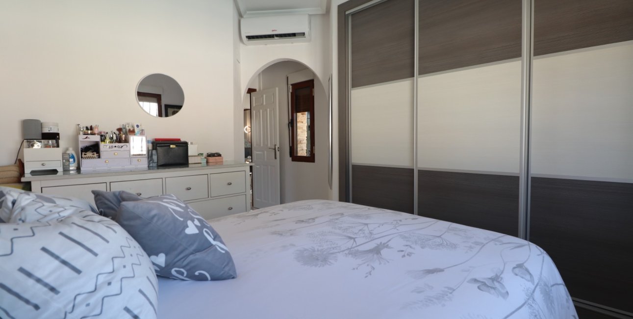 Resale - Villa -
Formentera del Segura - Fincas de La Vega