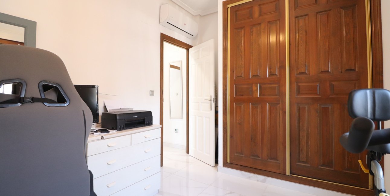 Resale - Villa -
Formentera del Segura - Fincas de La Vega