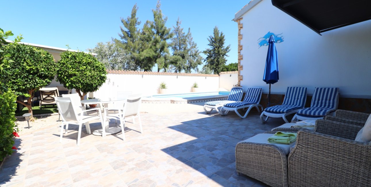 Resale - Villa -
Formentera del Segura - Fincas de La Vega