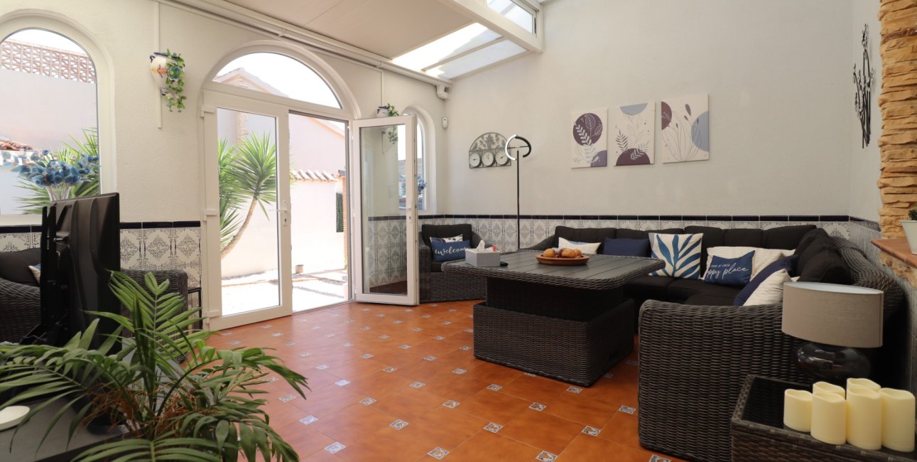 Resale - Villa -
Formentera del Segura - Fincas de La Vega