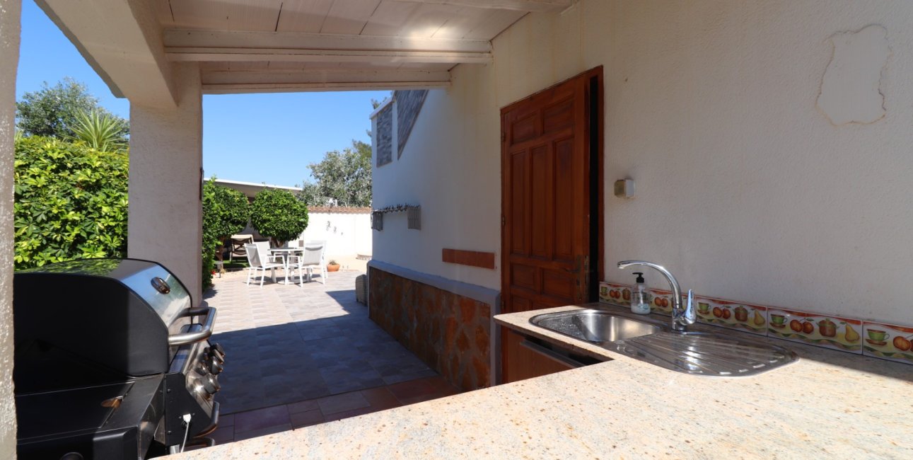 Resale - Villa -
Formentera del Segura - Fincas de La Vega