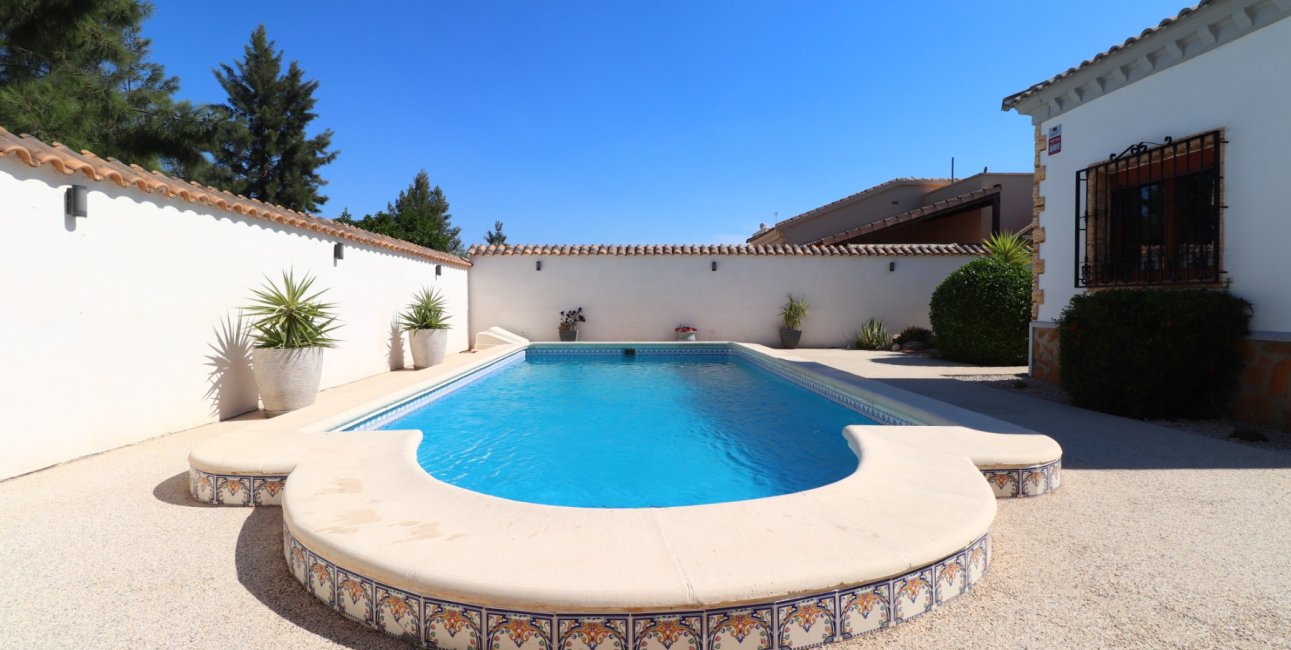 Resale - Villa -
Formentera del Segura - Fincas de La Vega